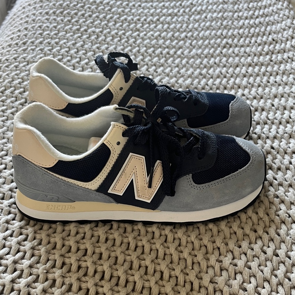 New Balance 574 Navy and Light Gray Sneakers